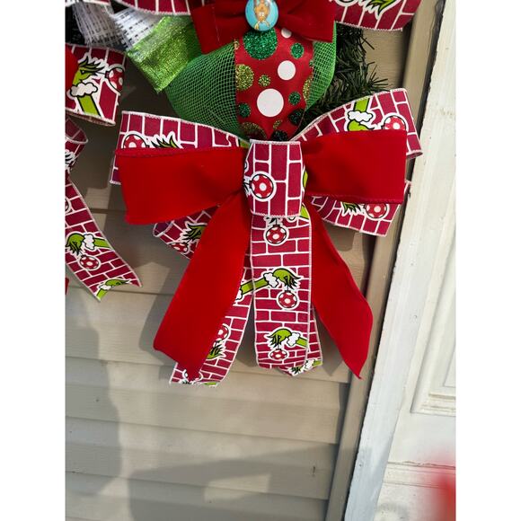 Grinch Mailbox Swag Topper Garland Decoration Handcrafted Christmas Home Decor - Picture 6 of 7